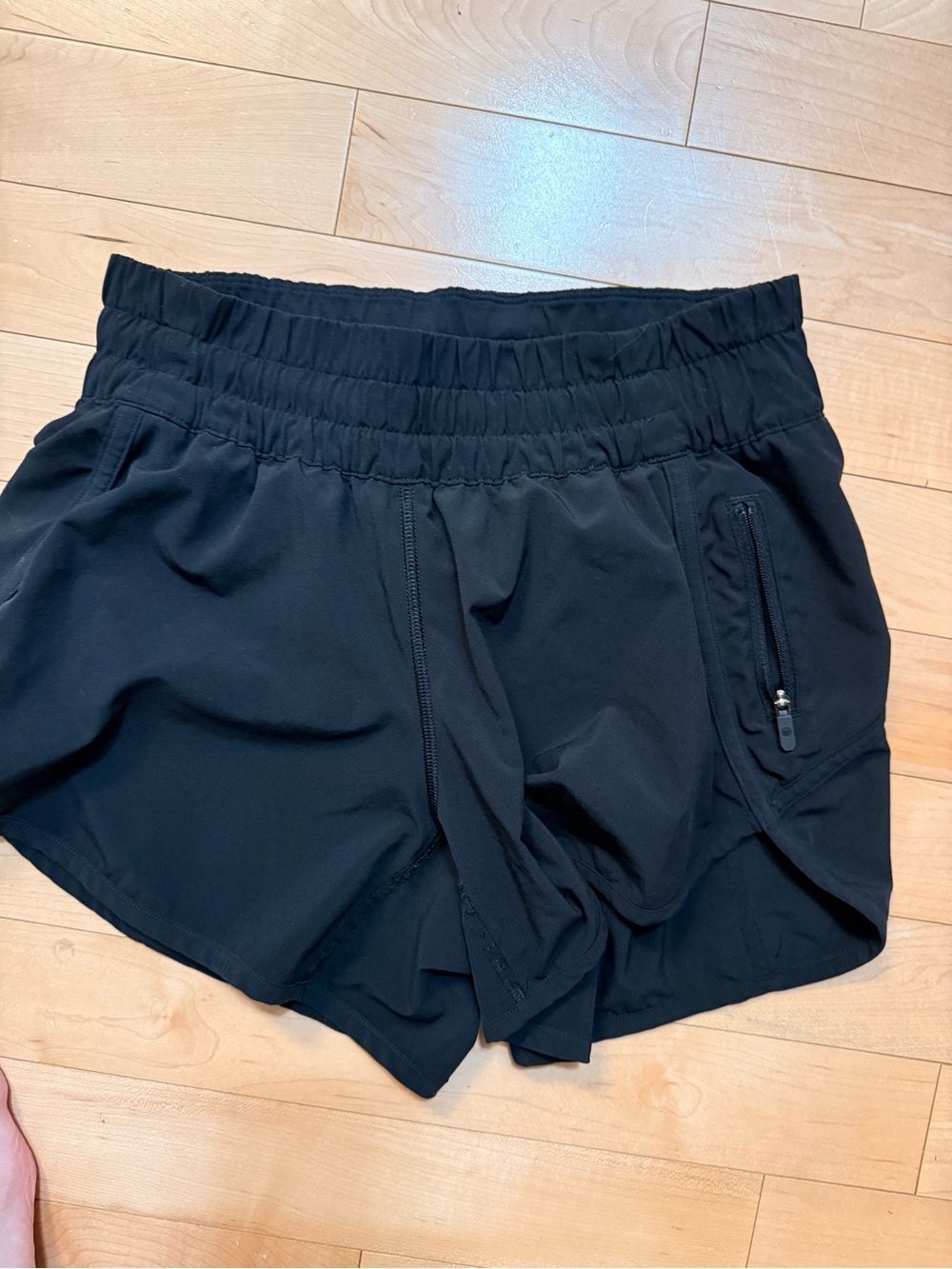 Lululemon Women’s Black low rise Athletic Shorts